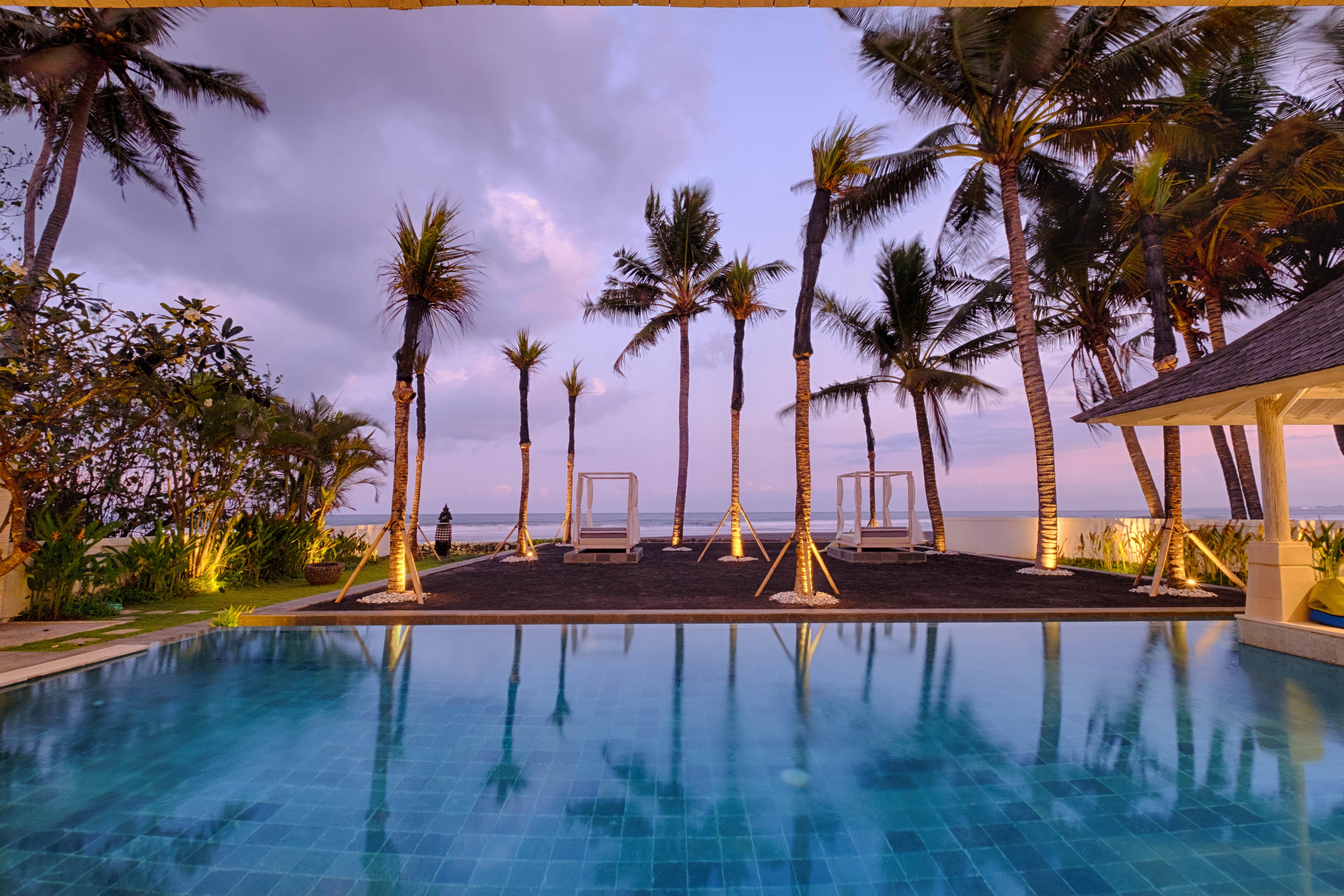 Kutus Kutus Saba Beach Villa 苏卡瓦提 外观 照片